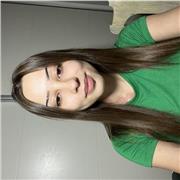 Chica estudiante de bachillerato, con buenas calificaciones. Apta para reforzar asignaturas de primaria